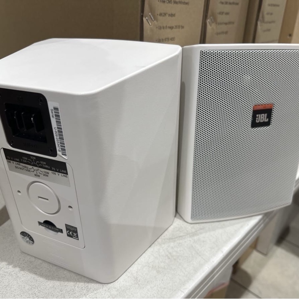 JBL Control 25AV 2-way Indoor/Outdoor Wall Mountable Speaker CONTROL 25AV-WH